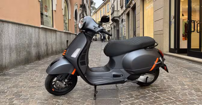 Vespa GTS 300 SuperSport HPE